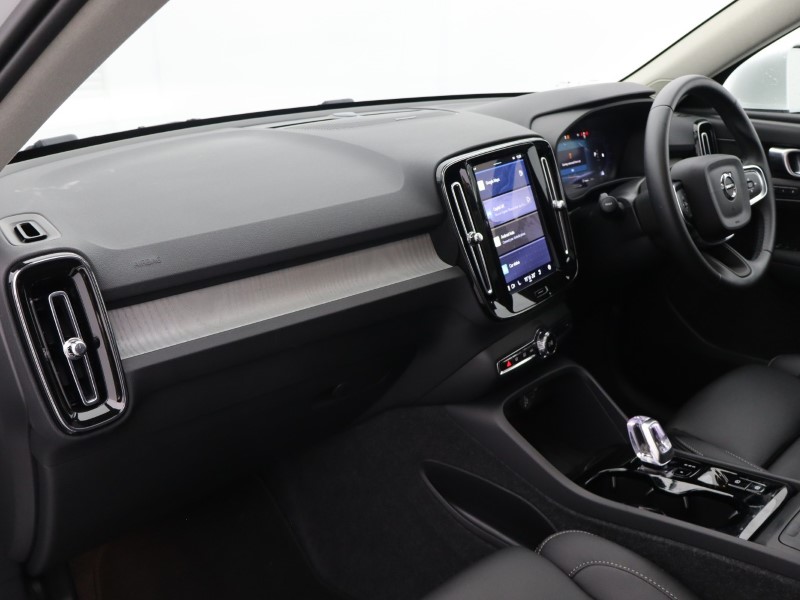 Used Volvo XC40 2025 for sale - 76981740: Photo 27