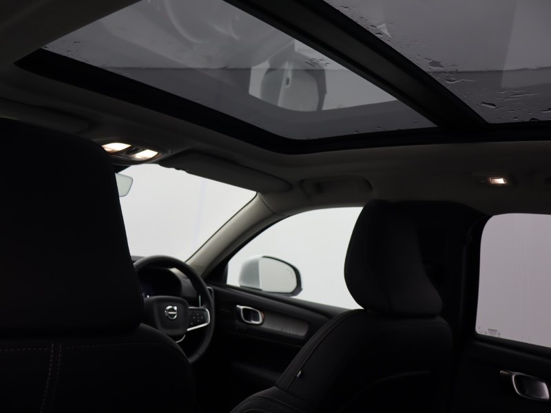 Used Volvo XC40 2025 for sale - 76981740: Photo 30