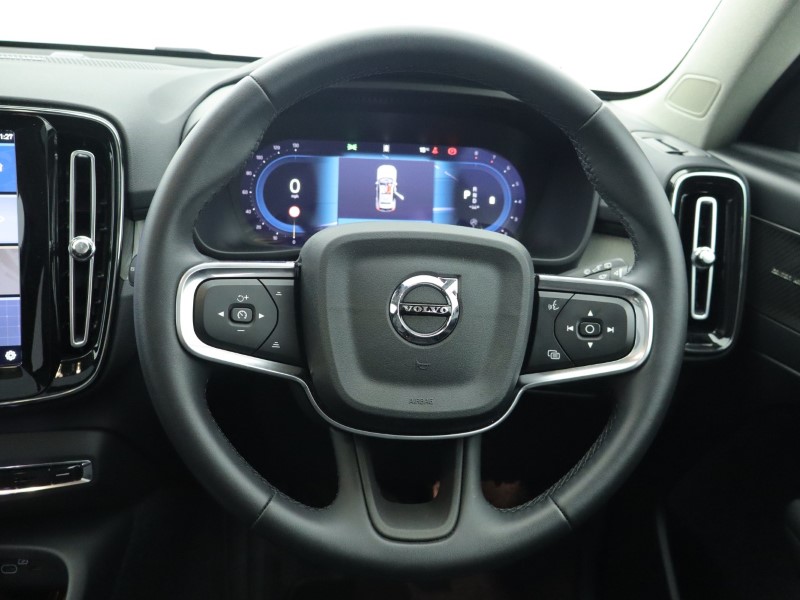 Used Volvo XC40 2025 for sale - 76981740: Photo 36