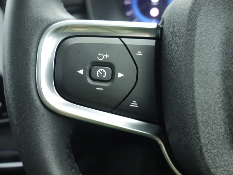 Used Volvo XC40 2025 for sale - 76981740: Photo 38