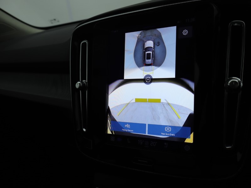 Used Volvo XC40 2025 for sale - 76981740: Photo 43