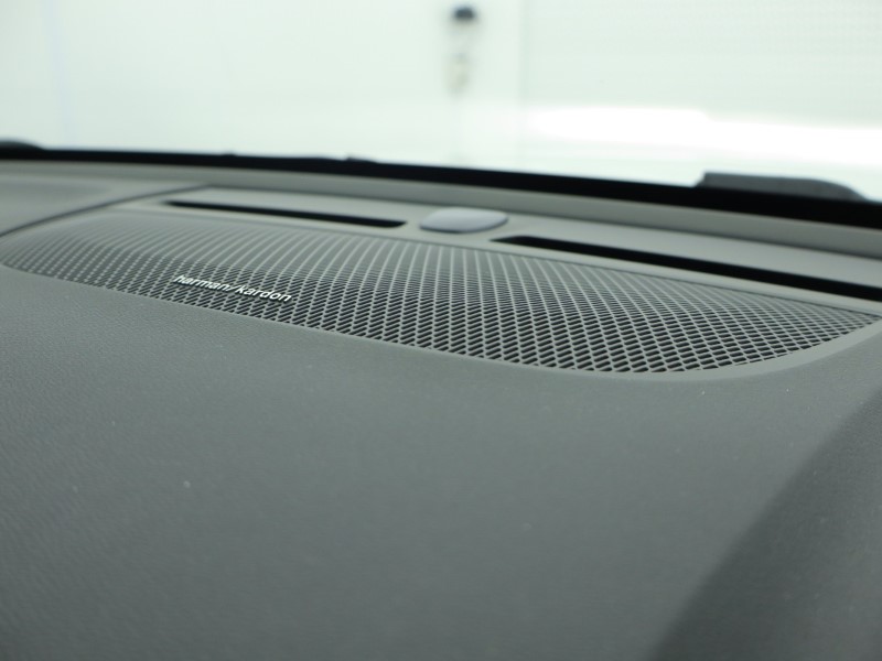 Used Volvo XC40 2025 for sale - 76981740: Photo 54