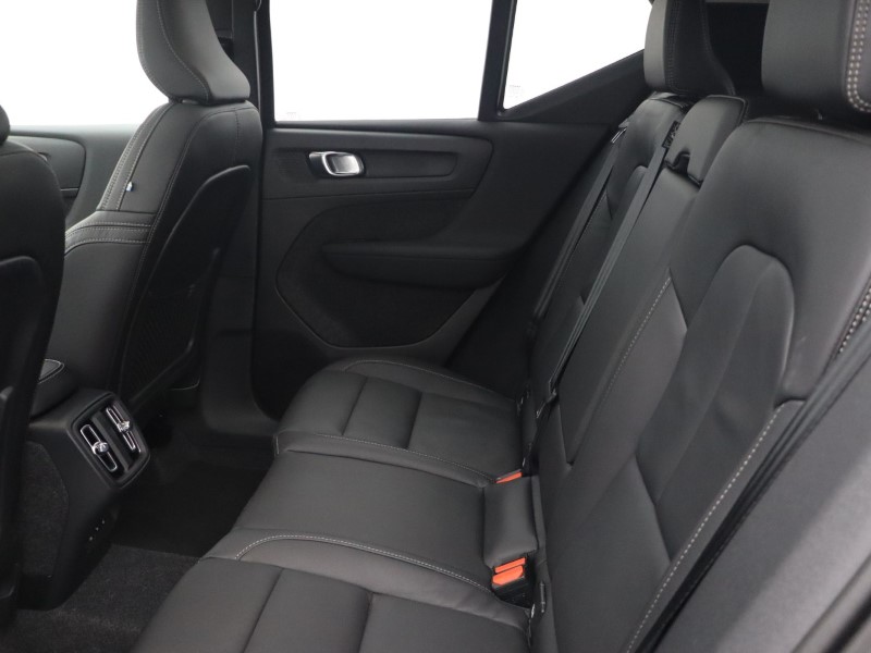 Used Volvo XC40 2025 for sale - 76981740: Photo 7