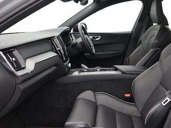 Used Volvo XC60 2024 for sale - 78542651: Photo