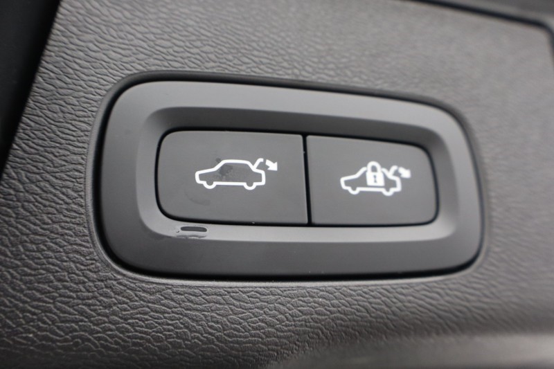 Used Volvo XC60 2025 for sale - 77718133: Photo 25