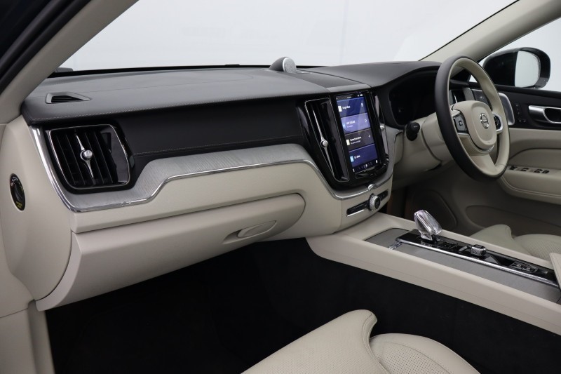 Used Volvo XC60 2025 for sale - 77718133: Photo 41