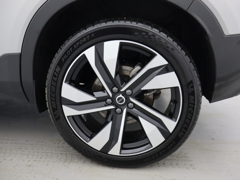 Used Volvo XC40 2025 for sale - 76982224: Photo 12