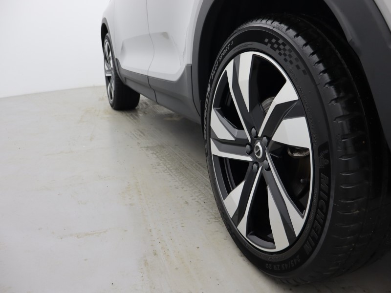 Used Volvo XC40 2025 for sale - 76982224: Photo 13