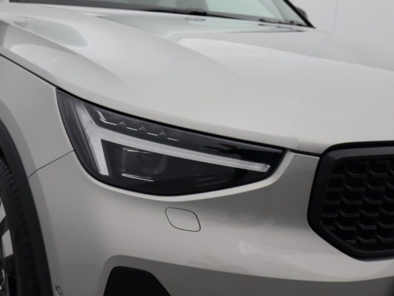 Used Volvo XC40 2025 for sale - 76982224: Photo 16