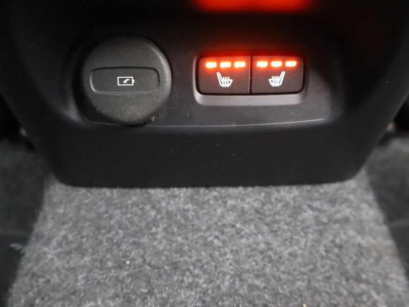 Used Volvo XC40 2025 for sale - 76982224: Photo 36