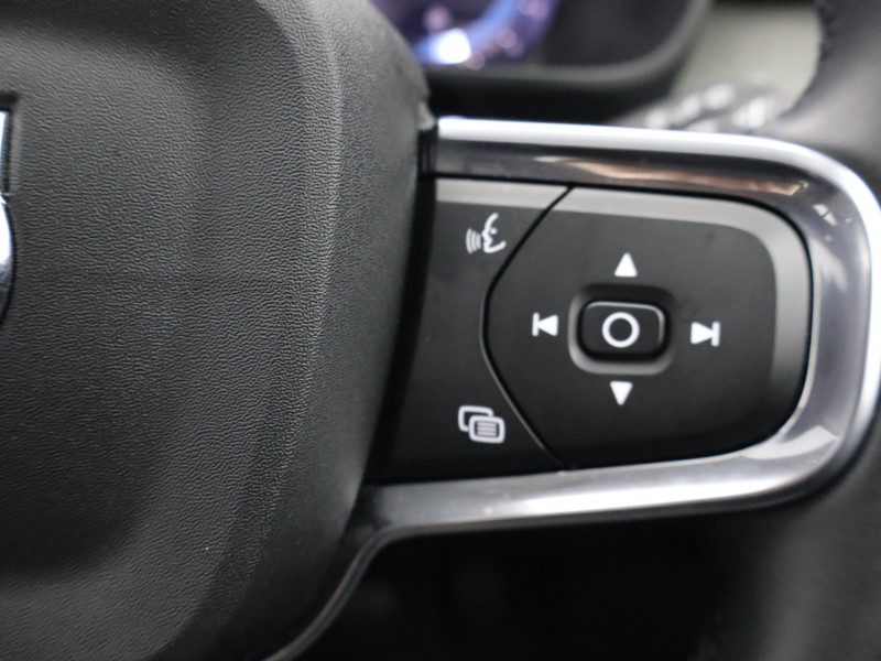 Used Volvo XC40 2025 for sale - 76982224: Photo 53