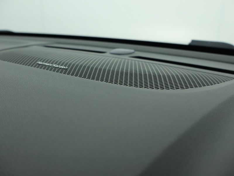 Used Volvo XC40 2025 for sale - 76982224: Photo 64