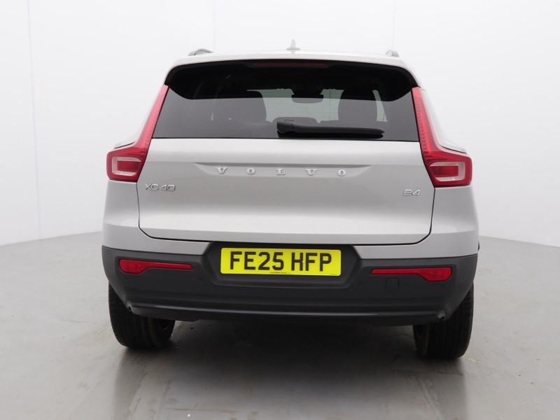 Used Volvo XC40 2025 for sale - 76982224: Photo 8