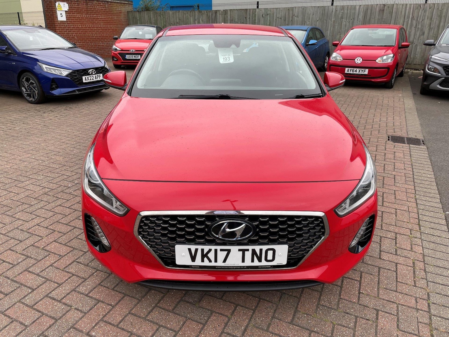 Used Hyundai i30 2017 for sale - 76868305: Photo 2