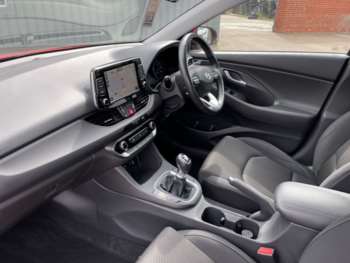 Used Hyundai i30 2017 for sale - 63361811: Photo