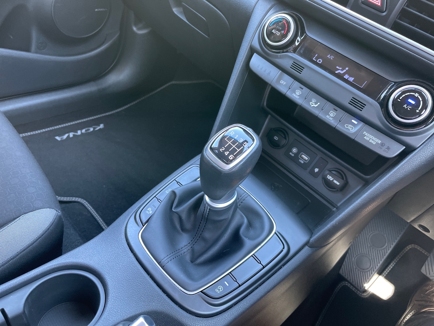 Used Hyundai KONA 2018 for sale - 76868318: Photo 12