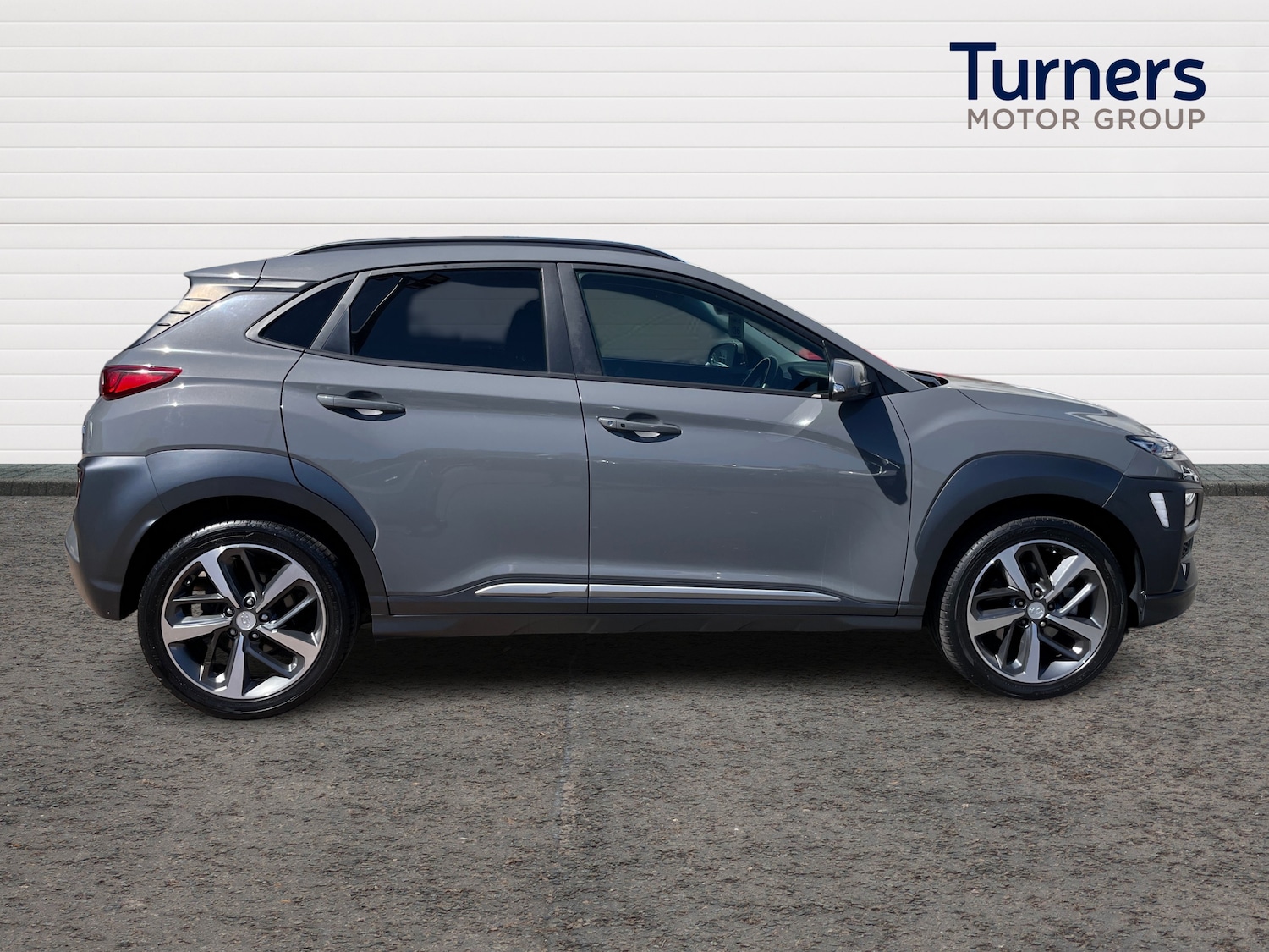 Used Hyundai KONA 2018 for sale - 76868318: Photo 5