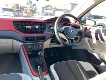 Used Volkswagen Polo 2019 for sale - 64343737: Photo