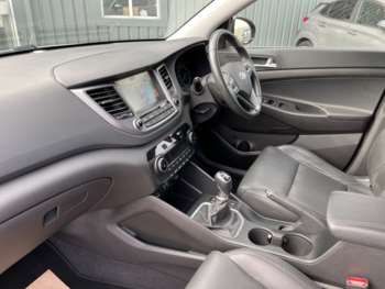 Used Hyundai TUCSON 2017 for sale - 63263990: Photo