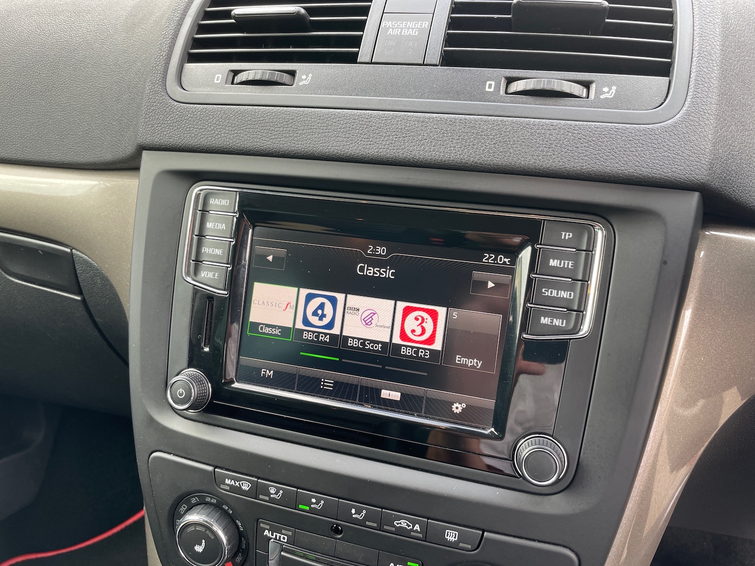 Used Skoda Yeti 2016 for sale - 76868346: Photo 13