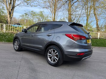 Used Hyundai Santa Fe 2015 for sale - 78404951: Photo