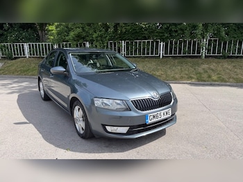 Used Skoda Octavia 2016 for sale - 78759329: Photo