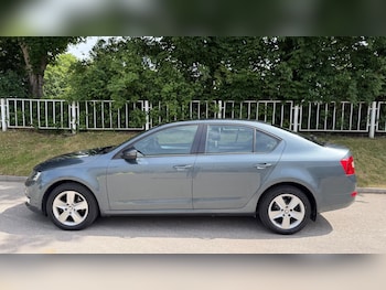 Used Skoda Octavia 2016 for sale - 78759329: Photo
