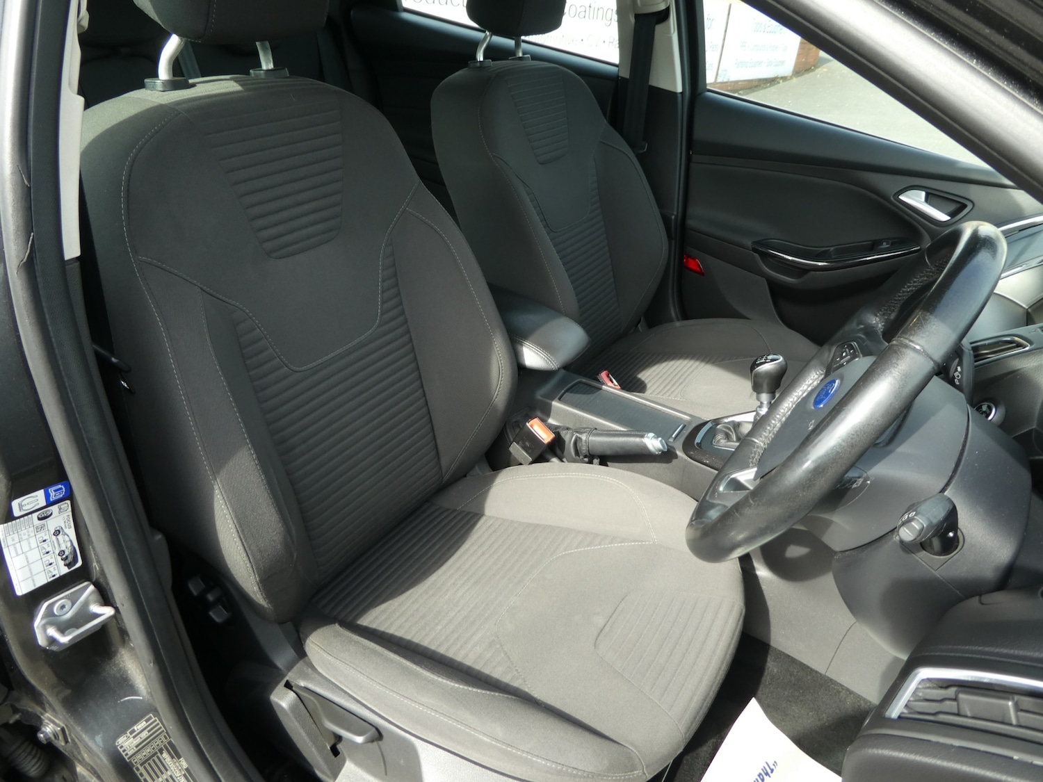 Used Ford Focus 2015 for sale - 75981846: Photo 10