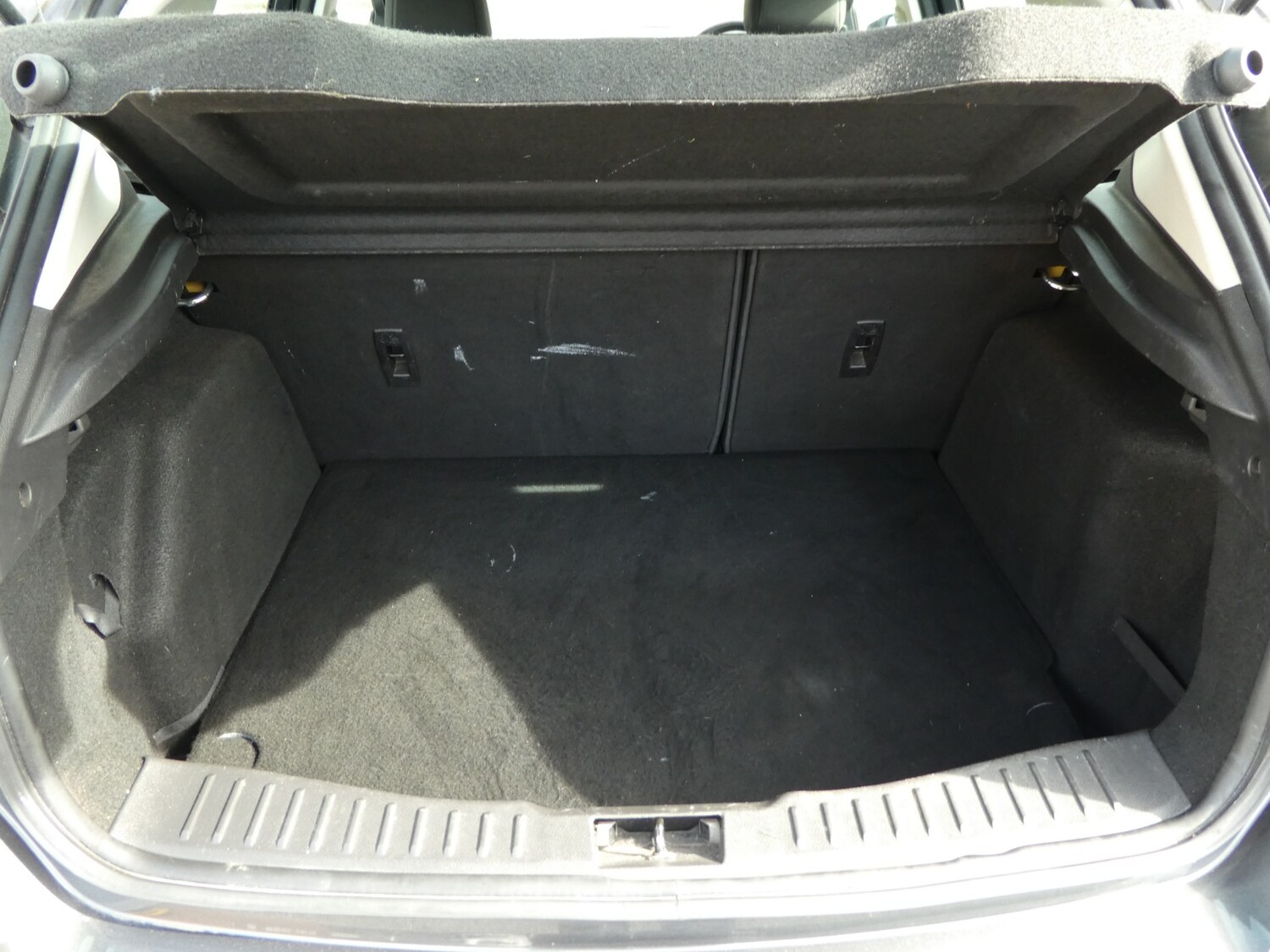 Used Ford Focus 2015 for sale - 75981846: Photo 13