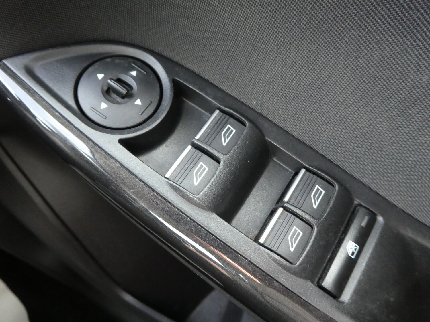 Used Ford Focus 2015 for sale - 75981846: Photo 15