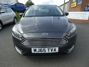 Used Ford Focus 2015 for sale - 75981846: Photo 2