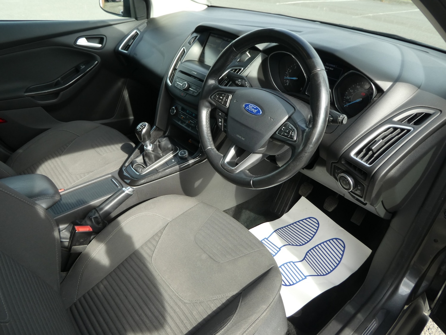 Used Ford Focus 2015 for sale - 75981846: Photo 9