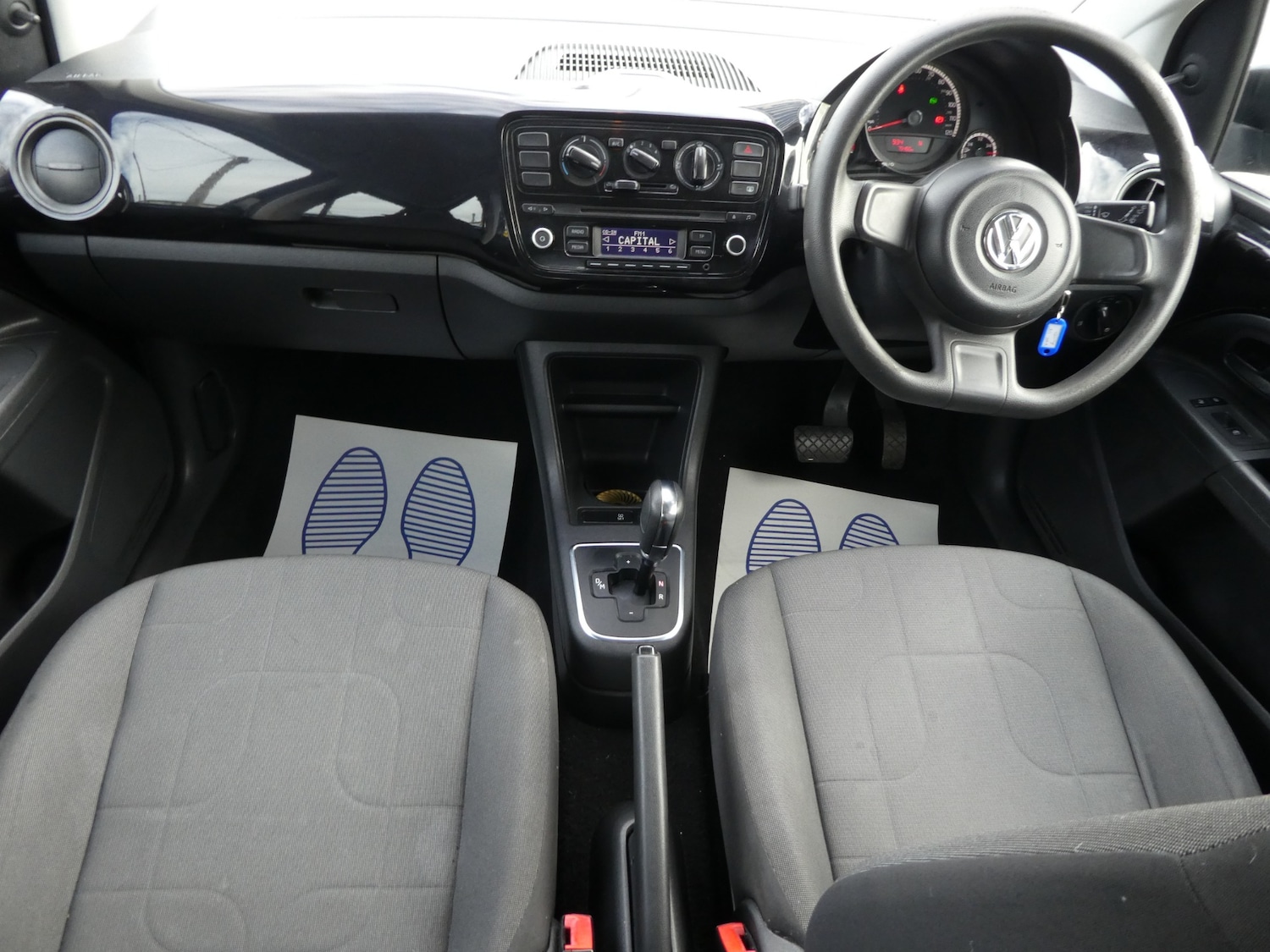 Used Volkswagen up! 2014 for sale - 77864593: Photo 12