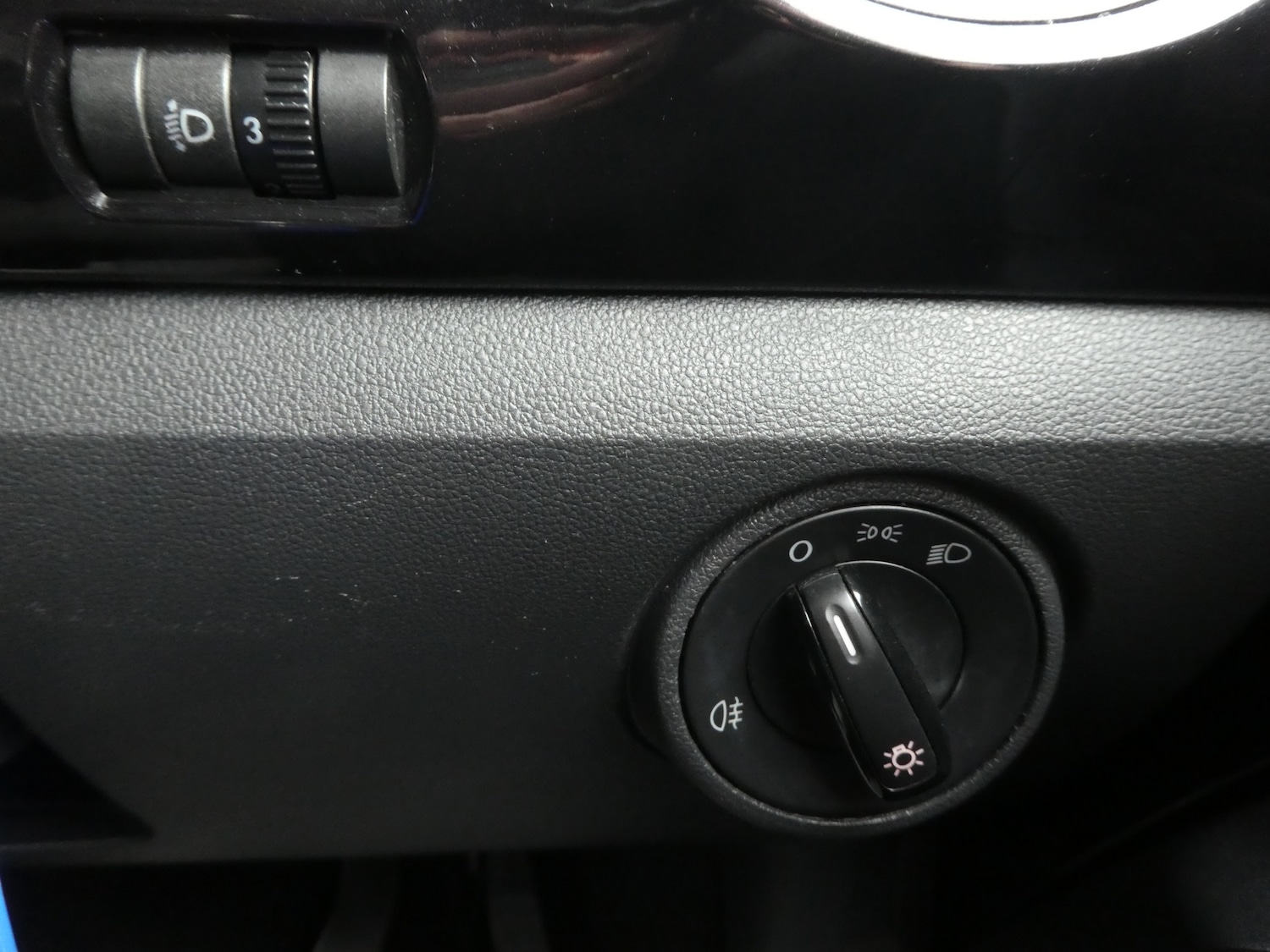 Used Volkswagen up! 2014 for sale - 77864593: Photo 16