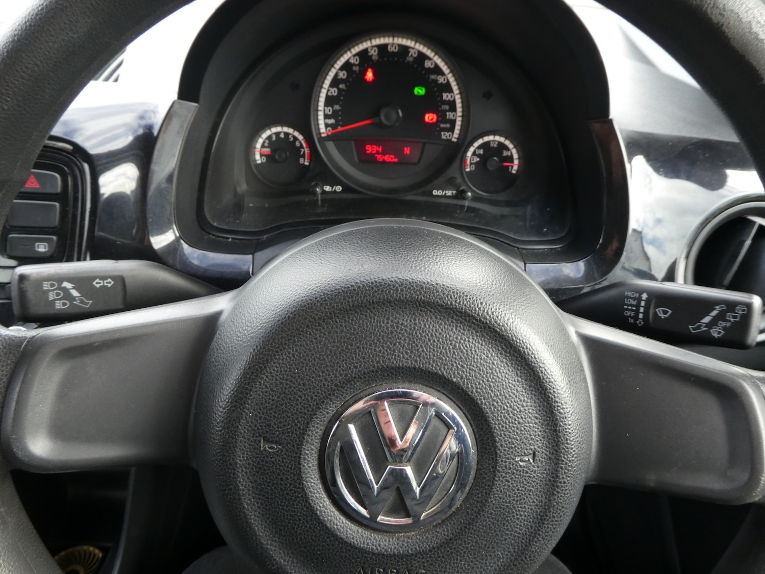 Used Volkswagen up! 2014 for sale - 77864593: Photo 17