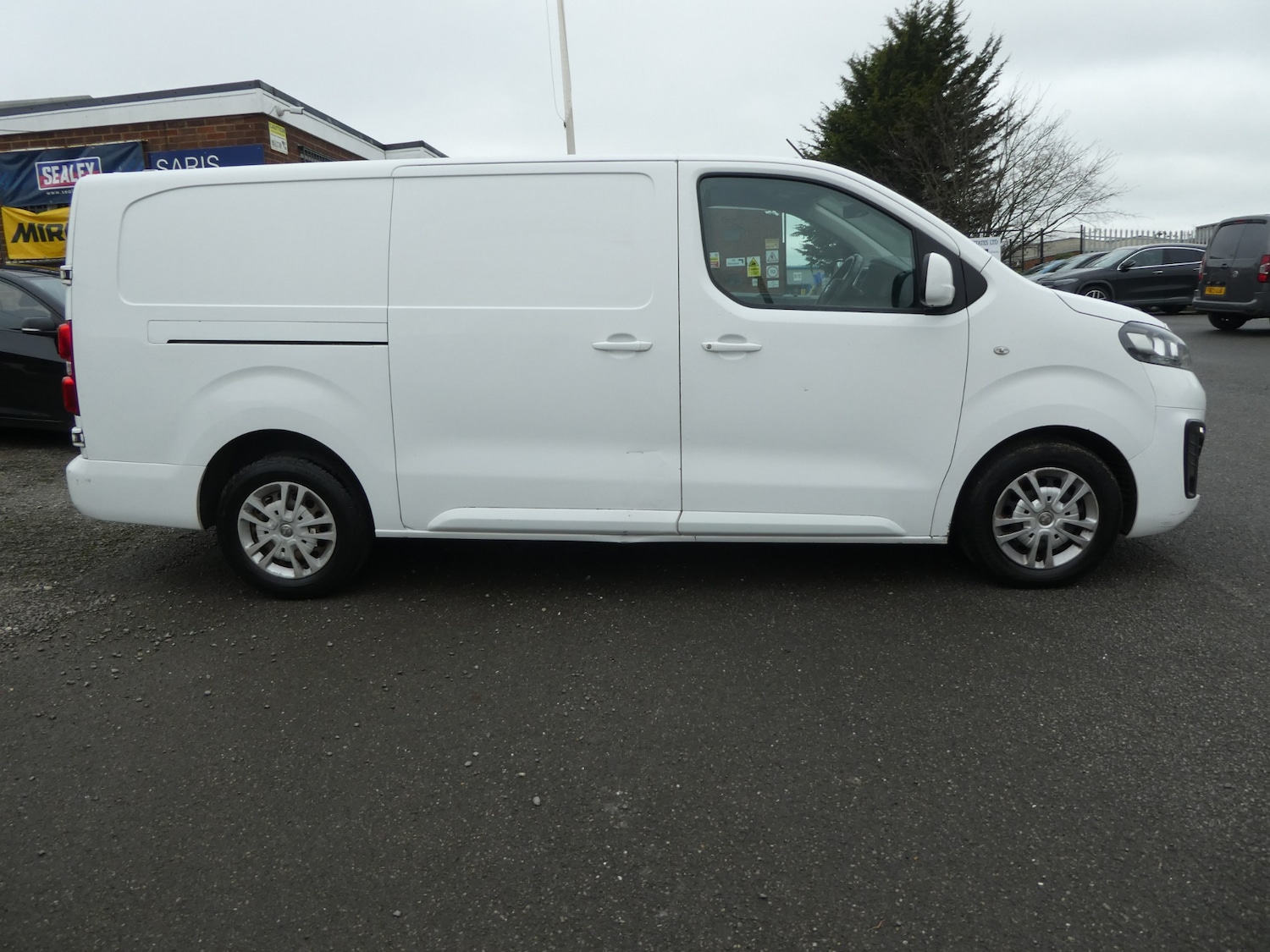 Used Vauxhall Vivaro 2019 for sale - 77516492: Photo 4