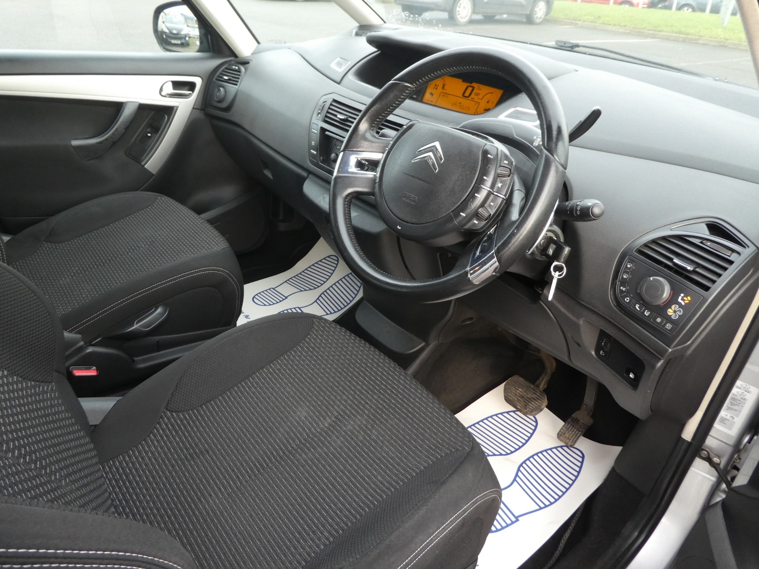 Used Citroen C4 Grand Picasso 2010 for sale - 77196045: Photo 9