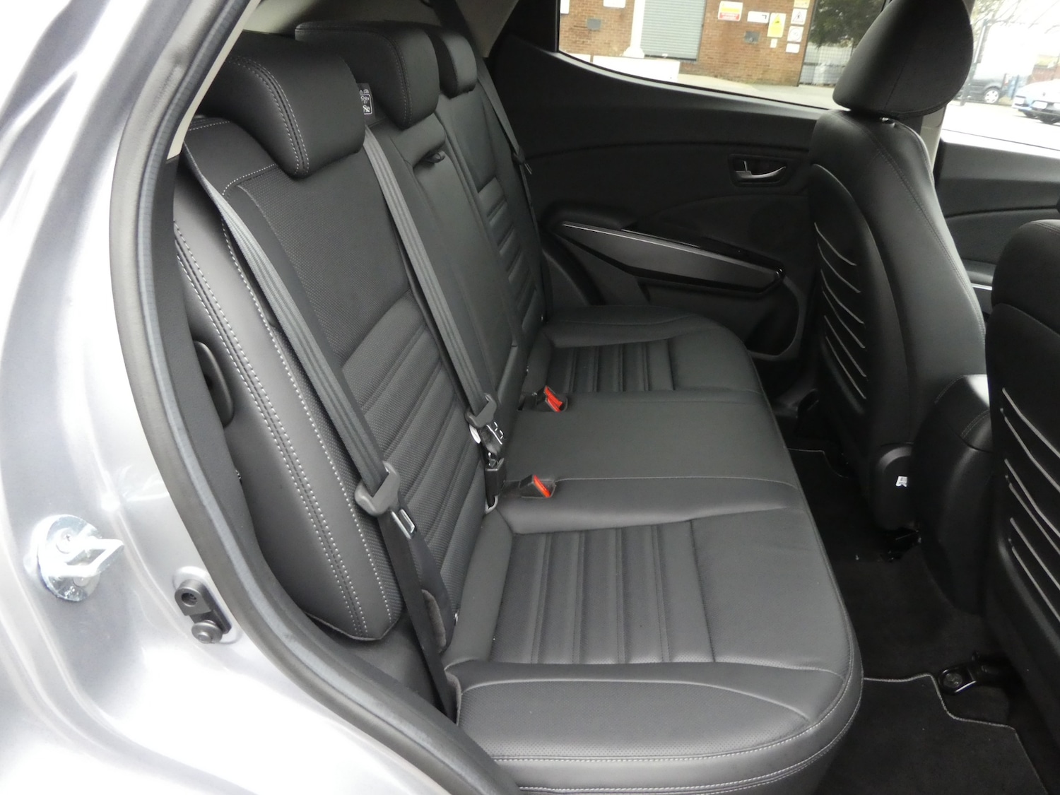 Used Ssangyong Tivoli 2023 for sale - 77323930: Photo 12