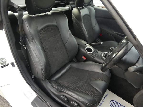 Used Nissan 370 Z 2012 for sale - 68336951: Photo 13