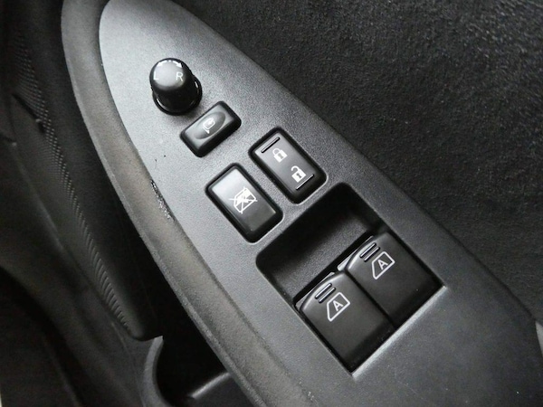 Used Nissan 370 Z 2012 for sale - 68336951: Photo 14