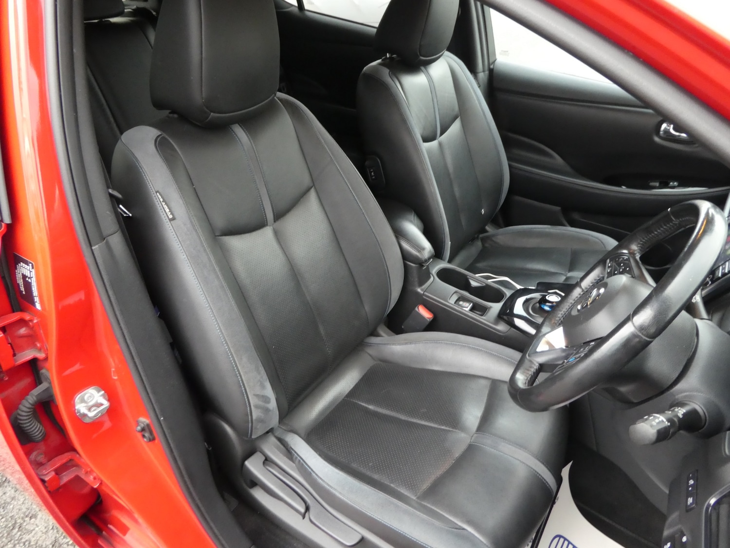 Used Nissan Leaf 2018 for sale - 76518279: Photo 10