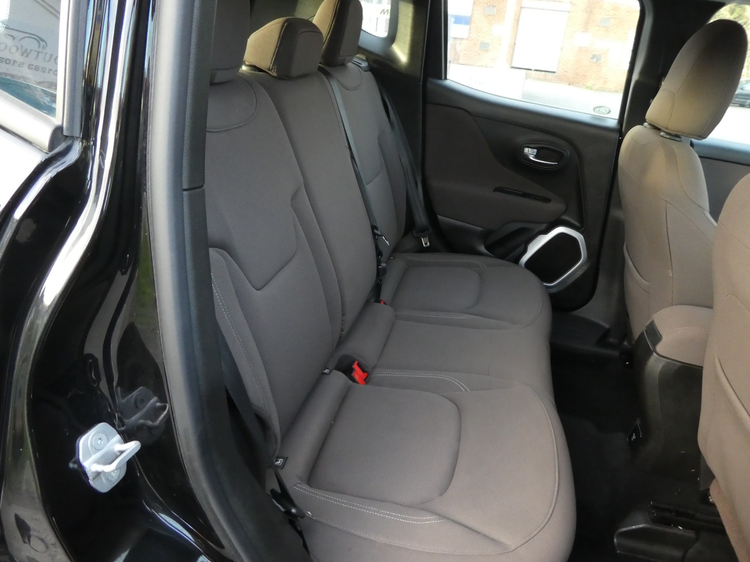 Used Jeep Renegade 2016 for sale - 76893008: Photo 11