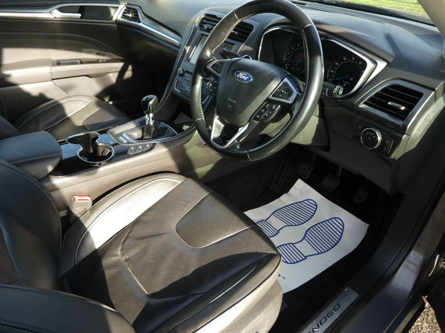 Used Ford Mondeo 2015 for sale - 76444479: Photo 9