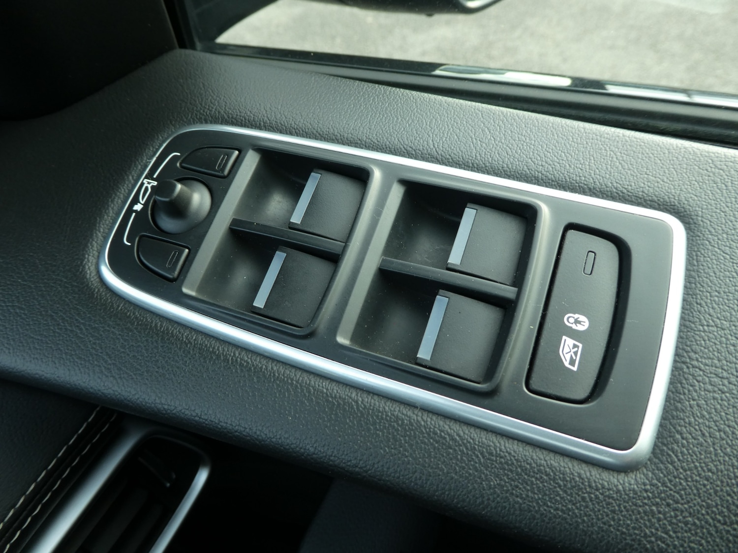 Used Jaguar F-Pace 2018 for sale - 76466116: Photo 19