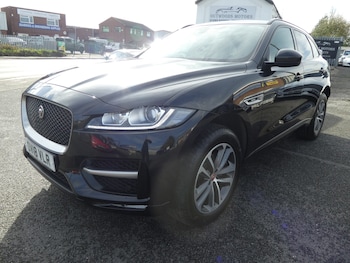Used Jaguar F-Pace 2018 for sale - 76466116: Photo