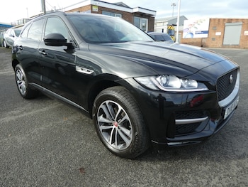 Used Jaguar F-Pace 2018 for sale - 76466116: Photo