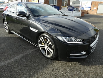 Used Jaguar XE 2015 for sale - 76565251: Photo