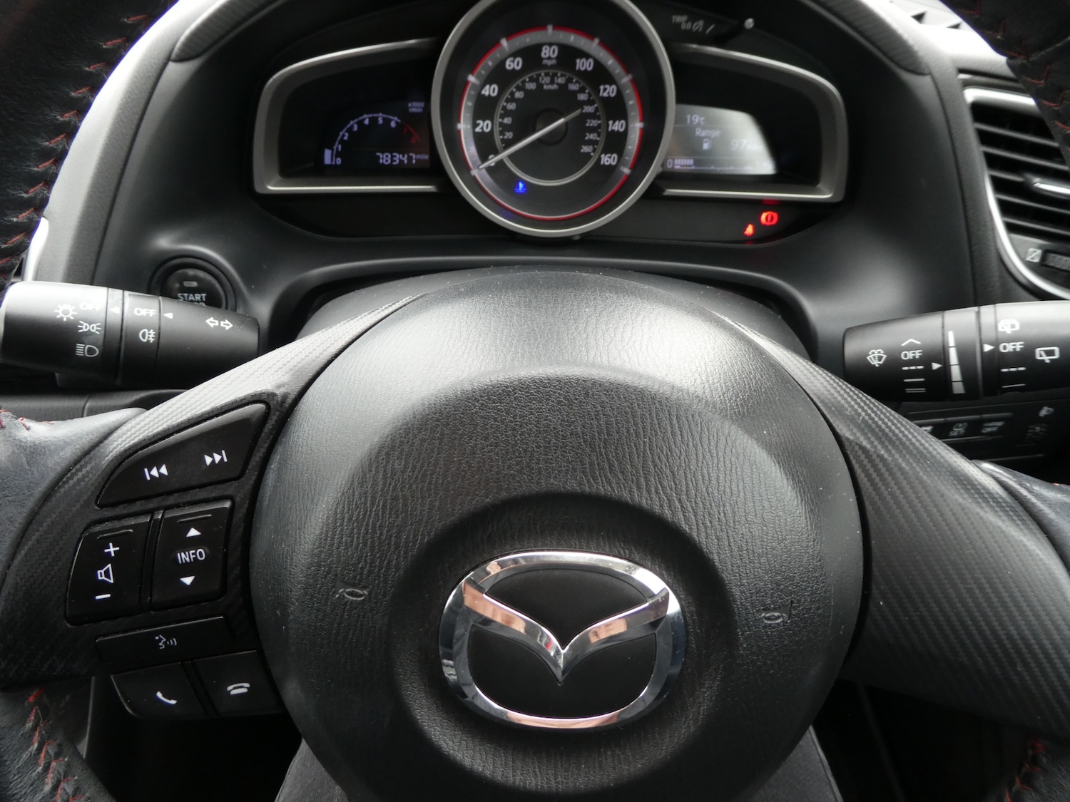 Used Mazda Mazda3 2015 for sale - 76183902: Photo 17