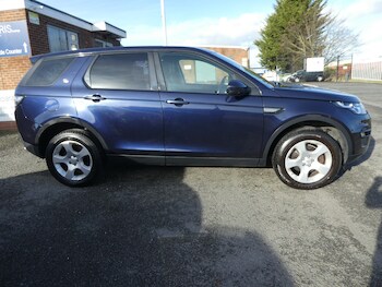 Used Land Rover Discovery Sport 2016 for sale - 77085195: Photo