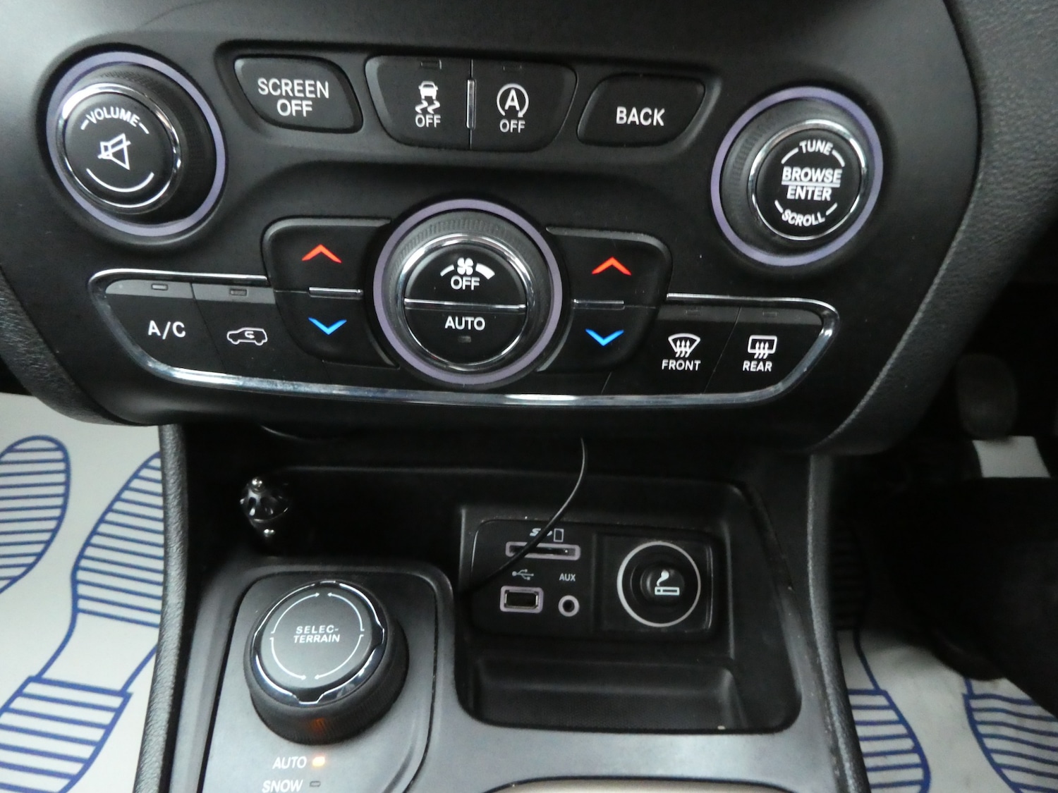 Used Jeep Cherokee 2017 for sale - 76859998: Photo 20